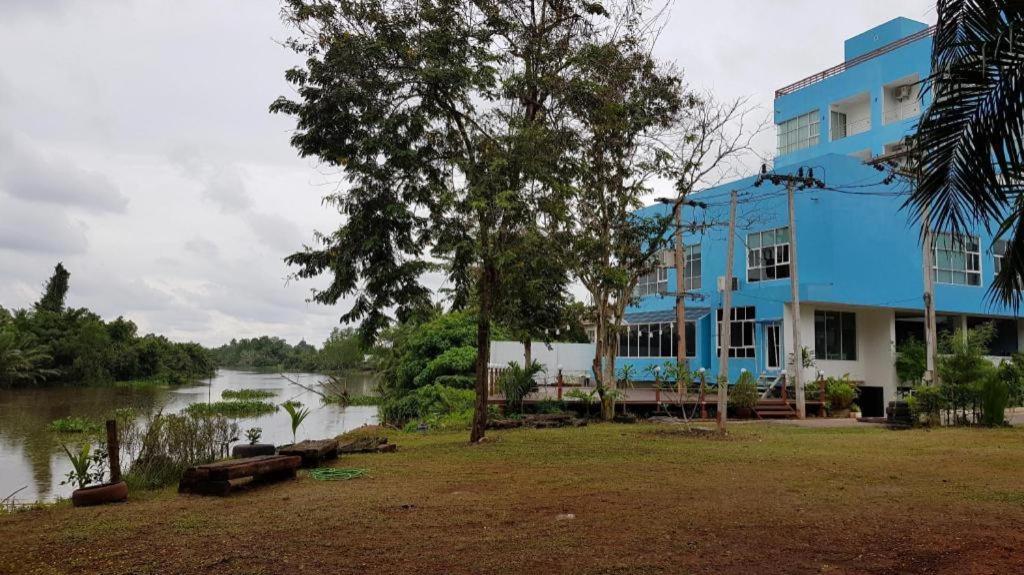 Like Residence Surat Thani Exterior foto